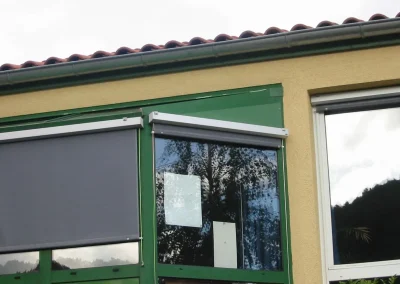 Store toile à conducteur souple gris