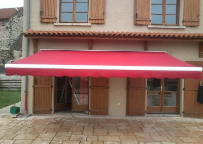 Toile de store pour particulier à Clermont-Ferrand