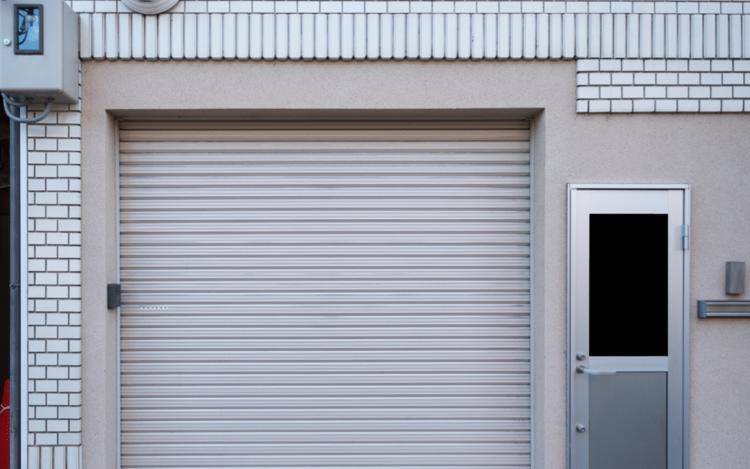 Les 5 Tendances Portes de Garage Alu 2025 : Design, Technologie & Sécurité