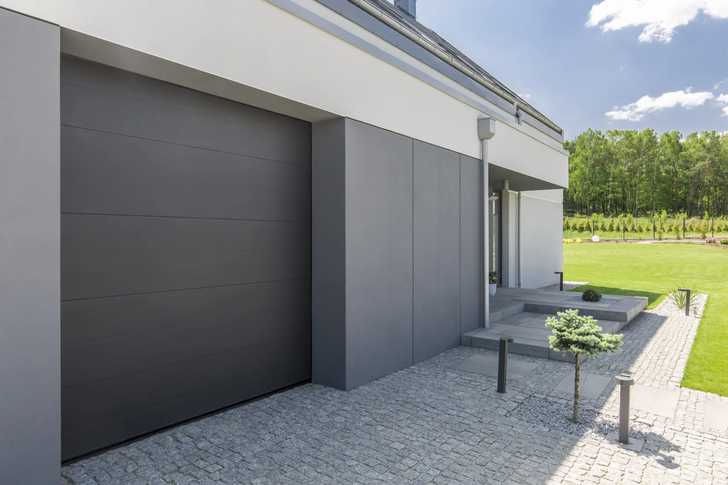 Finitions et textures tendance pour façades modernes
