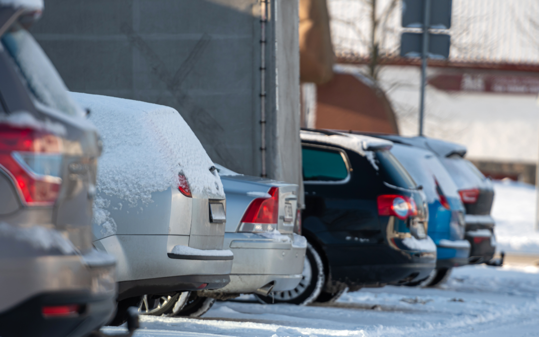Fini la corvée du grattage en hiver : Pourquoi votre voiture ne gèlera plus sous un carport alu