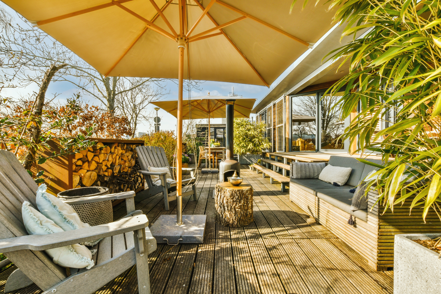 Pergola bioclimatique en Auvergne : la solution anti-canicule qui ventile sans créer d'effet de serre