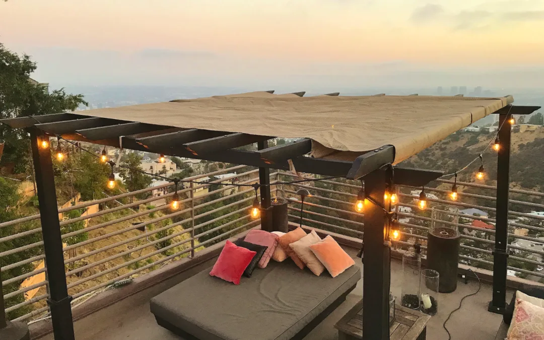 Pergola à toile ou à lames aluminium : le comparatif honnête pour choisir (et combien ça coûte à Clermont)